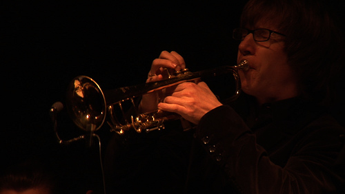 trumpet player Johannes Böhmer playing Sensing City by Levenmuster Collective