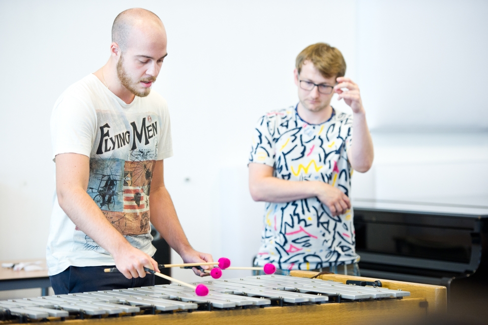 E - Percussion Friends Chamber Music Academy 2016