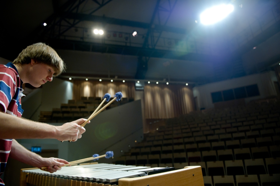 E - Tromp Percussion Eindhoven 2012
