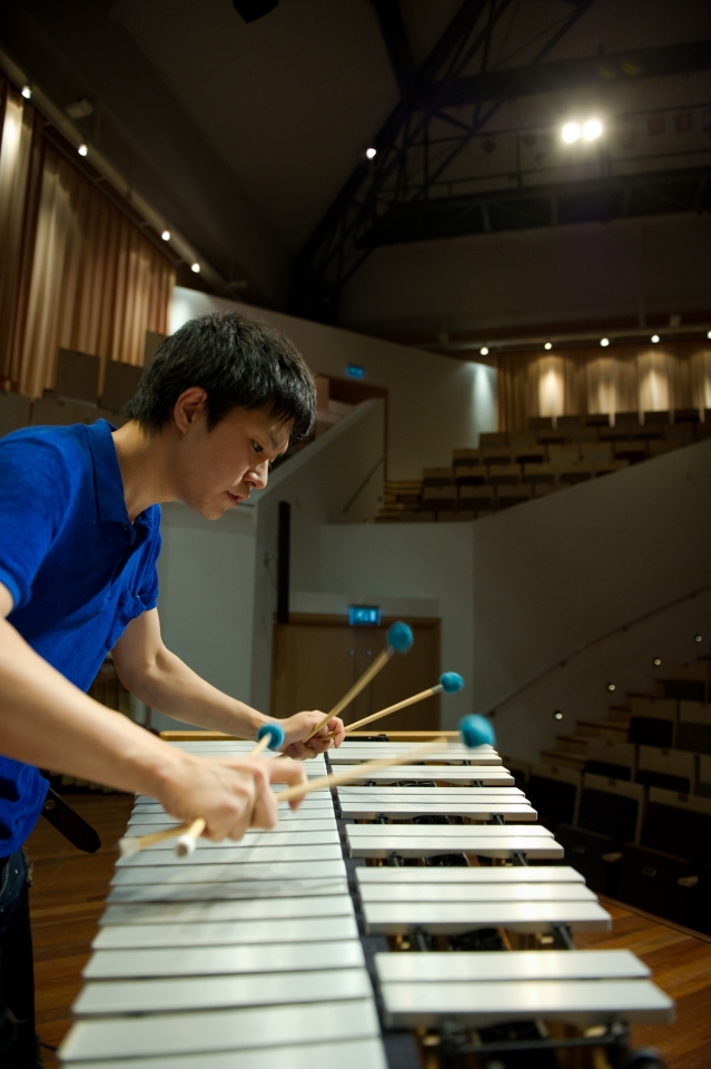 E - Tromp Percussion Eindhoven 2012