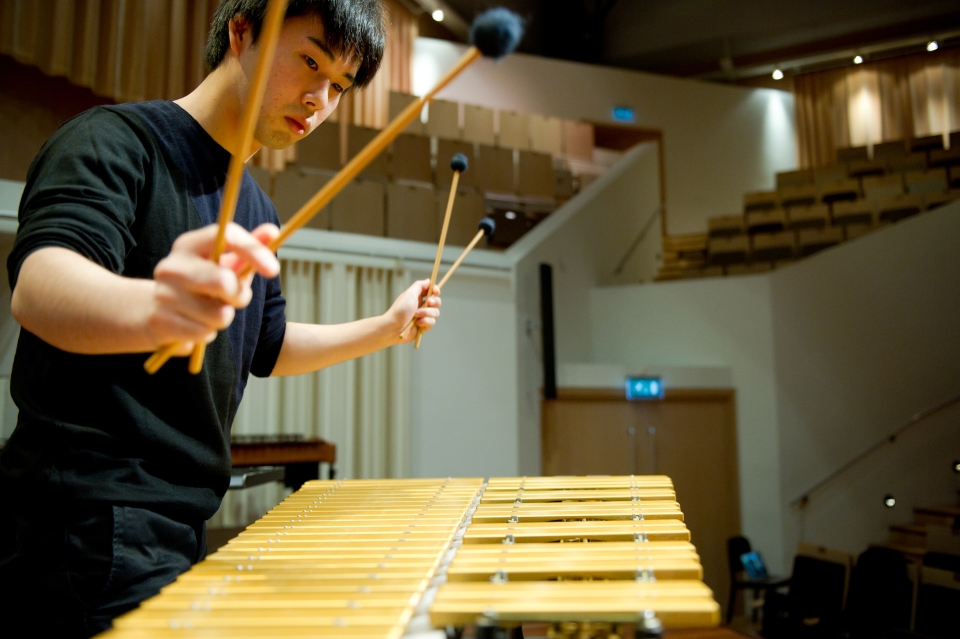 E - Tromp Percussion Eindhoven 2012