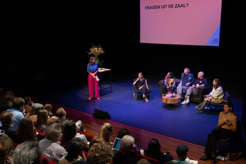 F - Fonds Podiumkunsten - Bijeenkomsten Meerjarige Subsidies