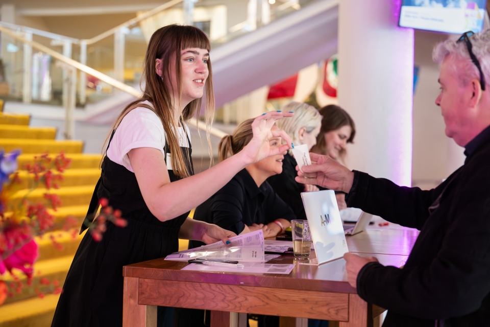 F - Fonds Podiumkunsten - Bijeenkomsten Meerjarige Subsidies