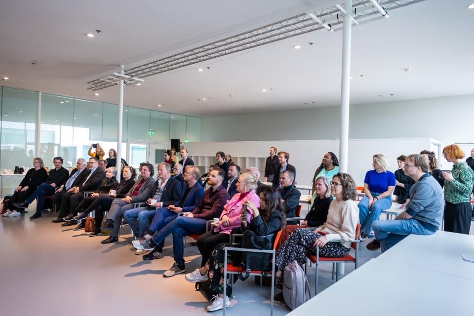 F - Provincie Flevoland - Bezoek Raad voor Cultuur