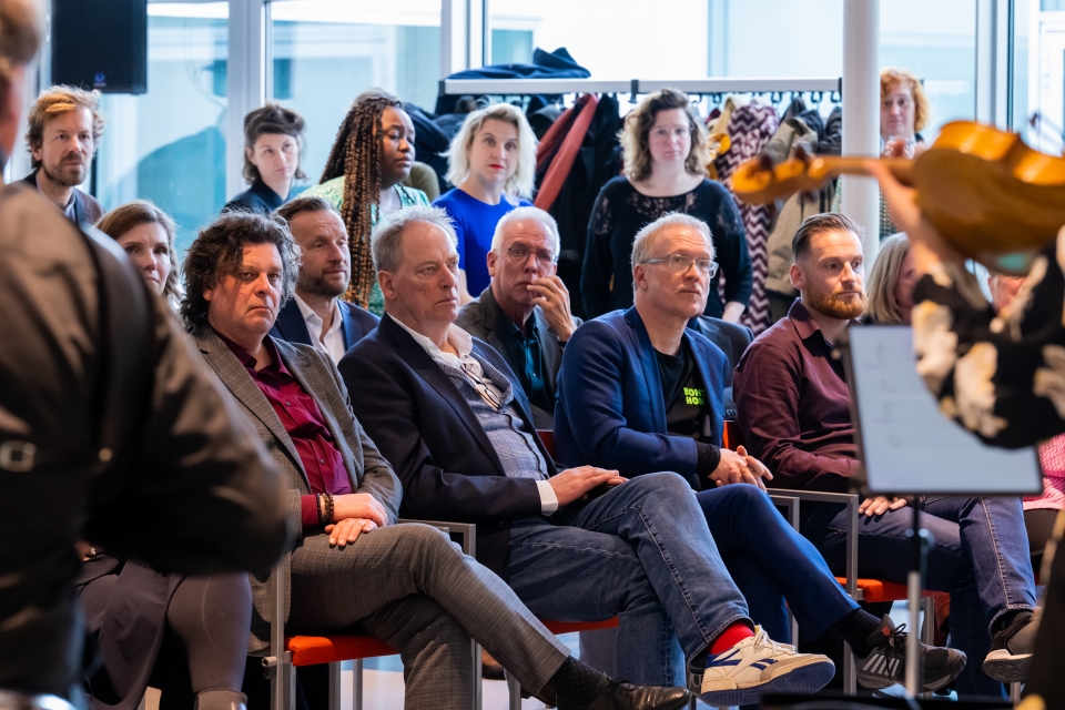 F - Provincie Flevoland - Bezoek Raad voor Cultuur